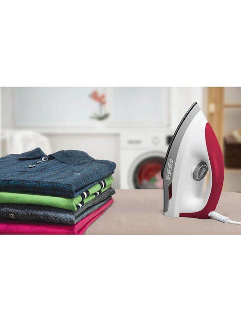 Ferro A Seco Black+Decker F300 110V