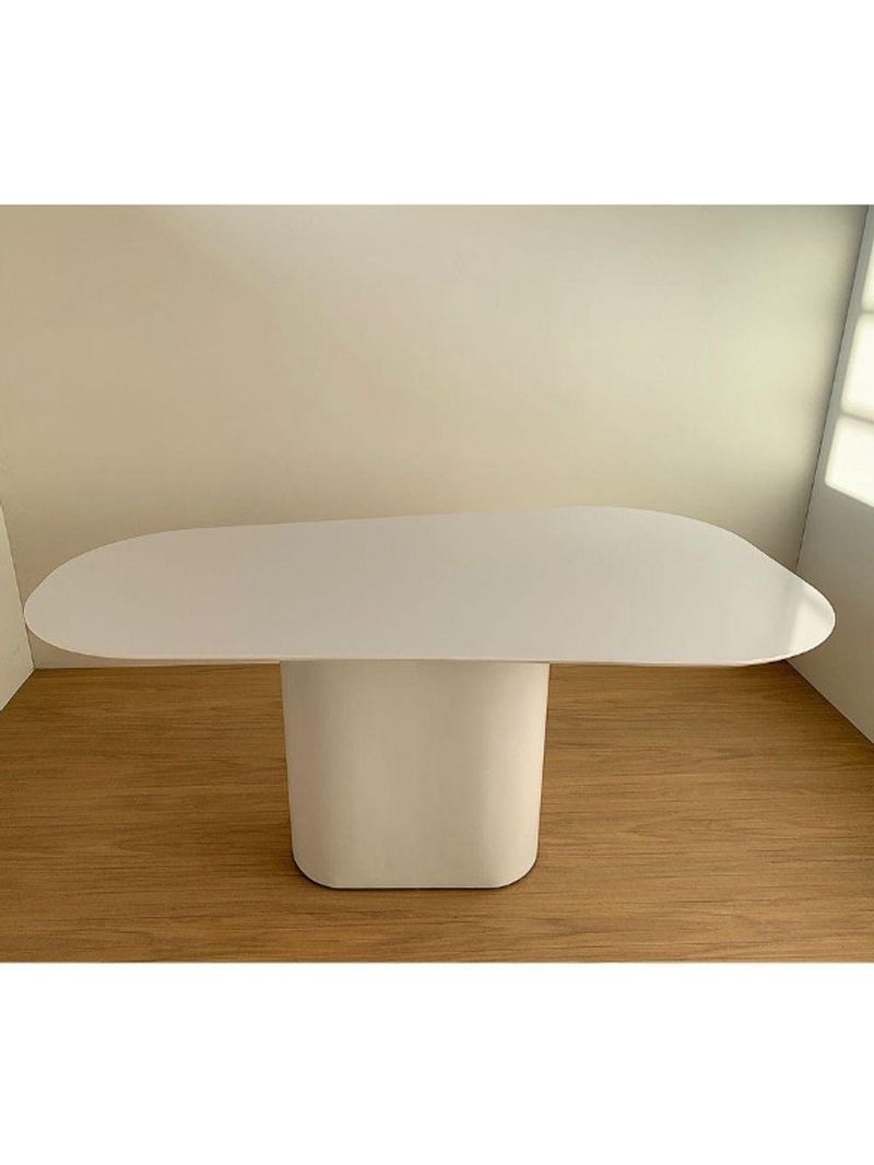 Mesa De Jantar Modelar Orgânica Laqueada 160x90