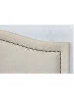Cabeceira Queen Curva Luxo 160x60 Suede Off White - Tachas Prata