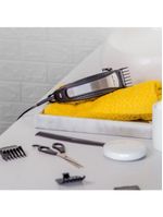 Cortador de Cabelos Britânia BCR22P Inox 9 Acessórios – 220V