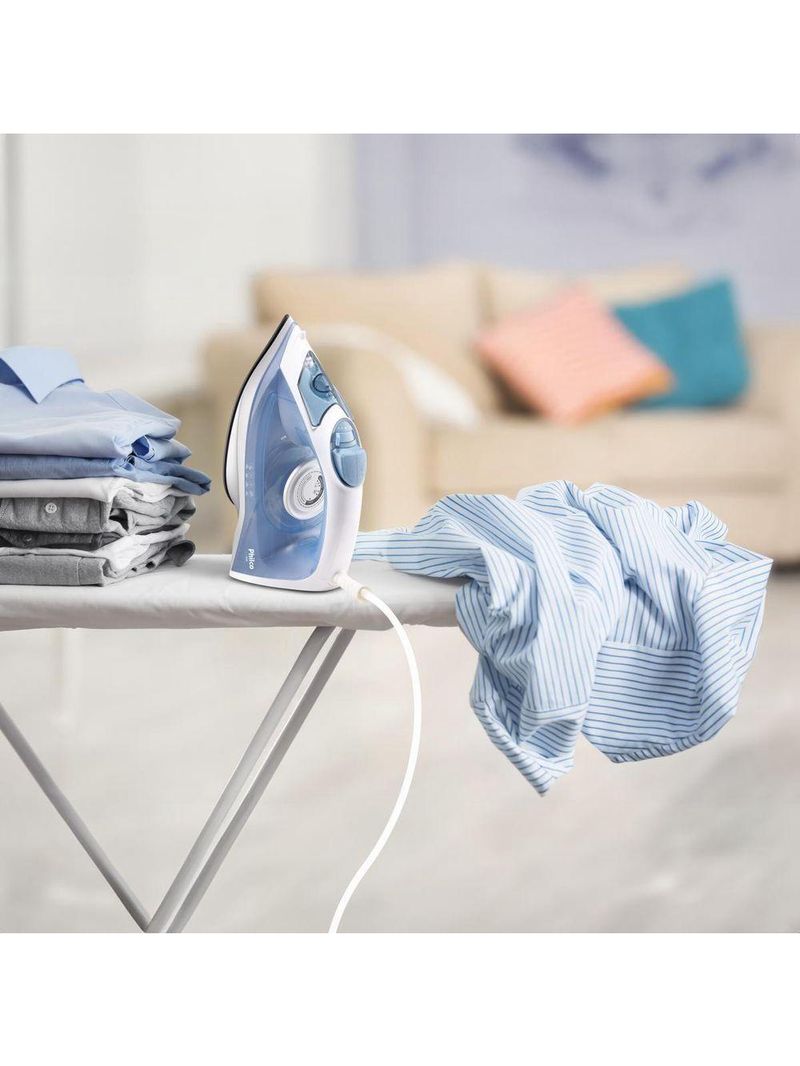 Ferro A Vapor Philco 245ml PFV40 Base Antiaderente 220V