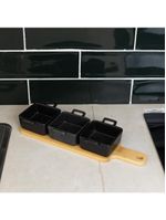 Bandeja e 3 petisqueiras quadradas wolff de porcelana preta