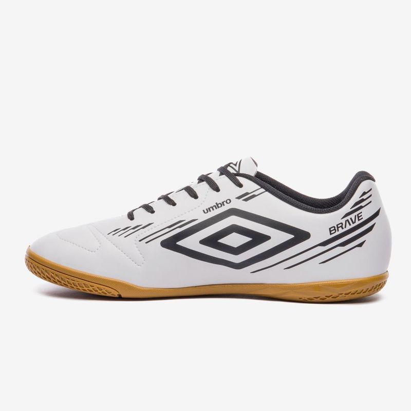 Chuteira futsal umbro brave