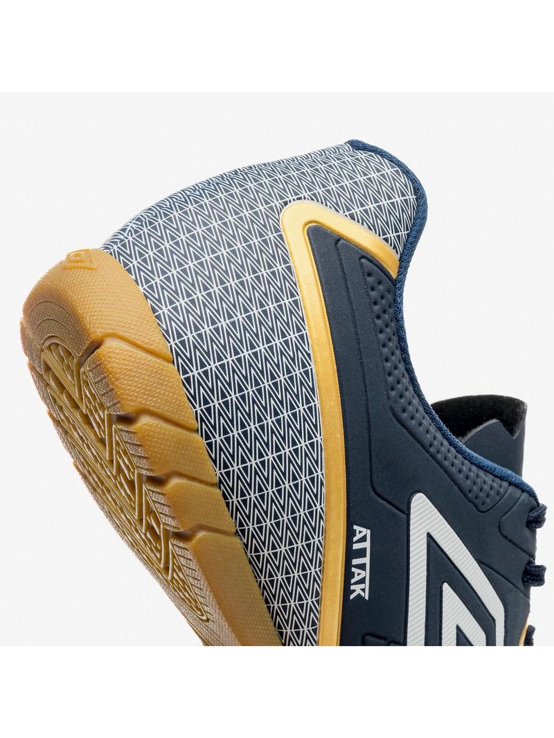 Chuteira futsal umbro attak eternal