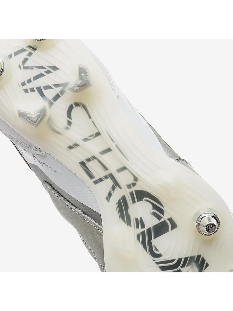 Chuteira campo umbro adamant master class pro sg