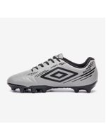 Chuteira campo umbro brave
