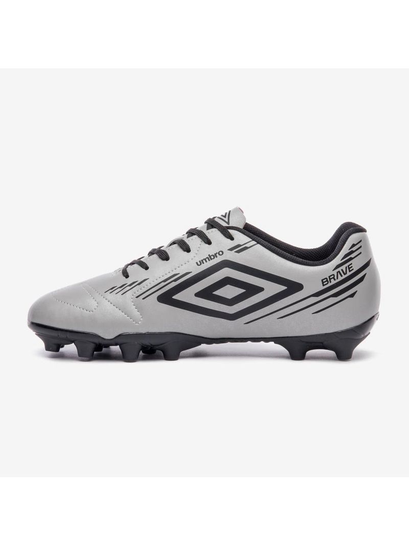 Chuteira campo umbro brave