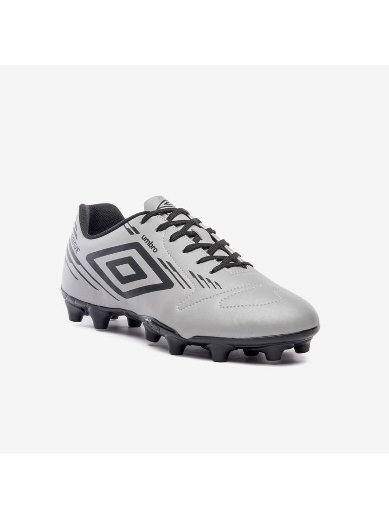 Chuteira campo umbro brave