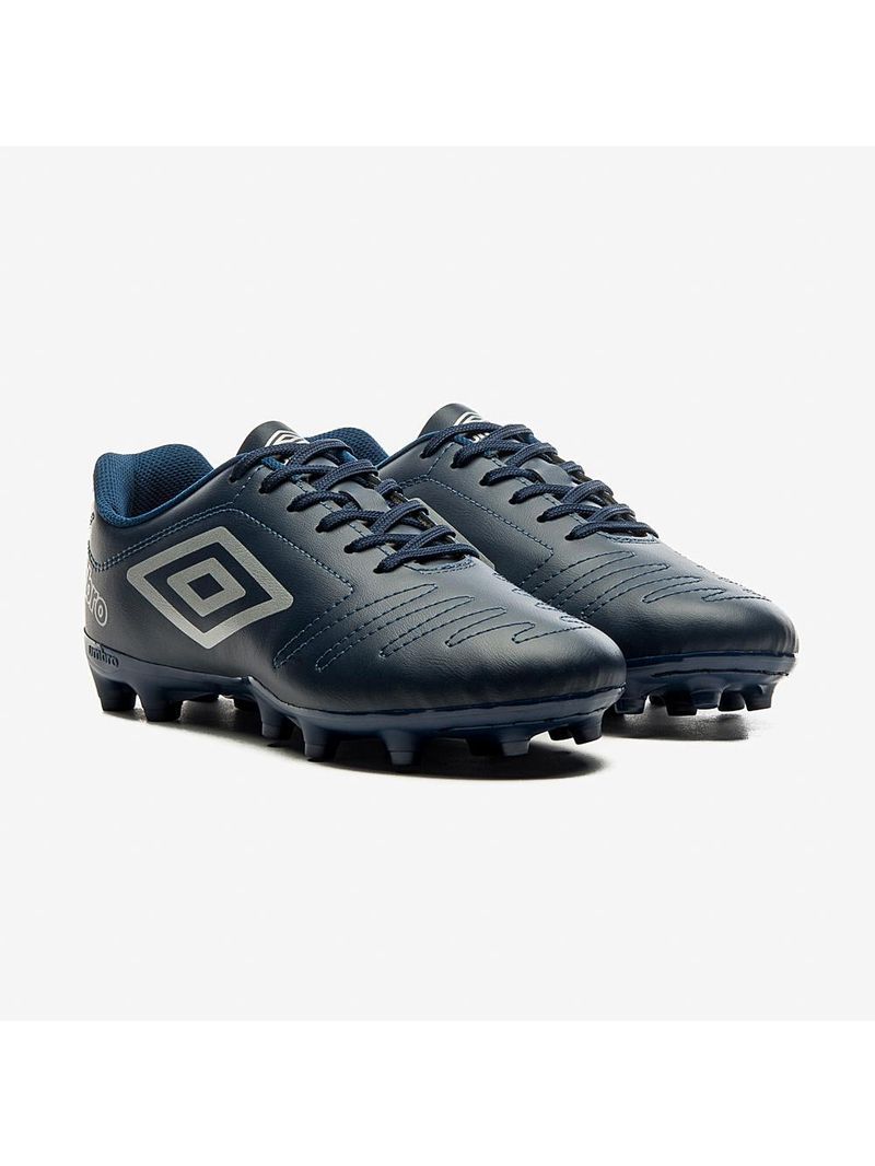 Chuteira campo umbro class