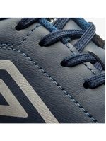 Chuteira campo umbro class