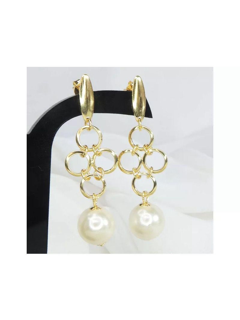 Brinco Grande De Fio Com Circulo Dourado E Pérola Folheado Em Ouro 18k