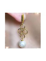 Brinco Grande De Fio Com Circulo Dourado E Pérola Folheado Em Ouro 18k