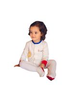 Macacão magnético off, detalhes vermelho e azul royal com letras e números nas mangas - 24 meses (2