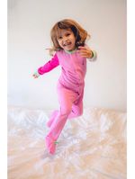 Macacão magnético rosa, mangas lavanda e pink e detalhes menta - 9 meses