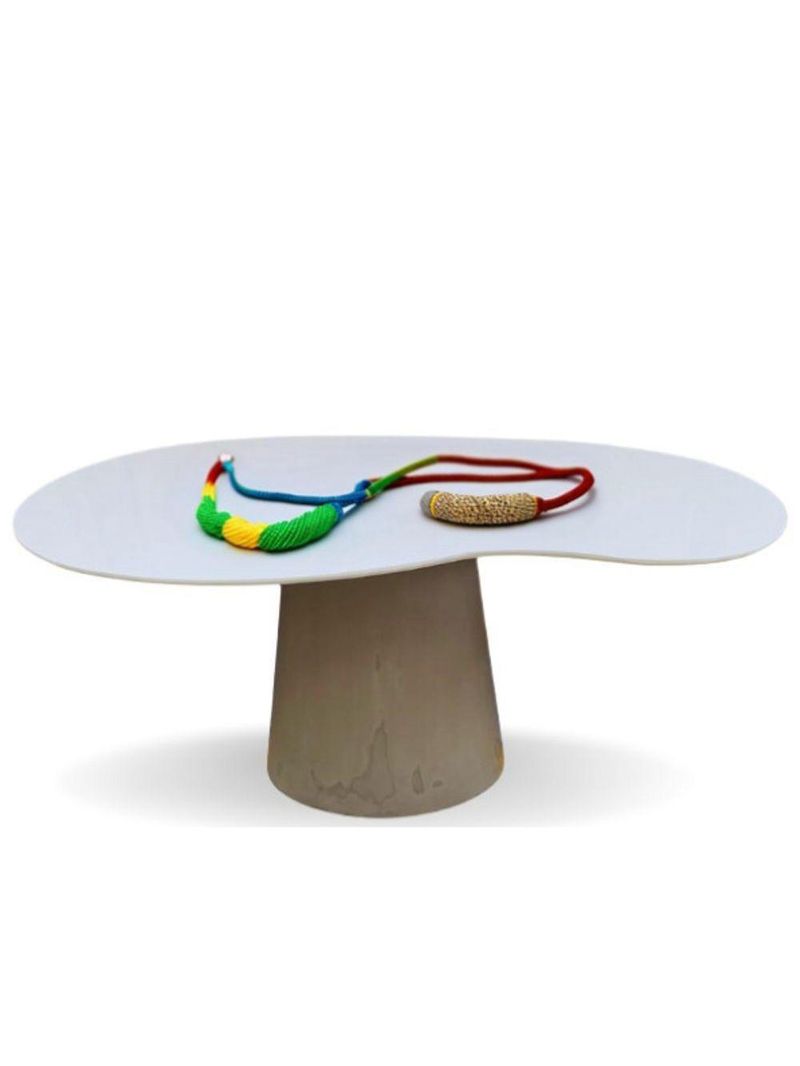 Mesa De Jantar Cone Orgânica Bean 198x122cm