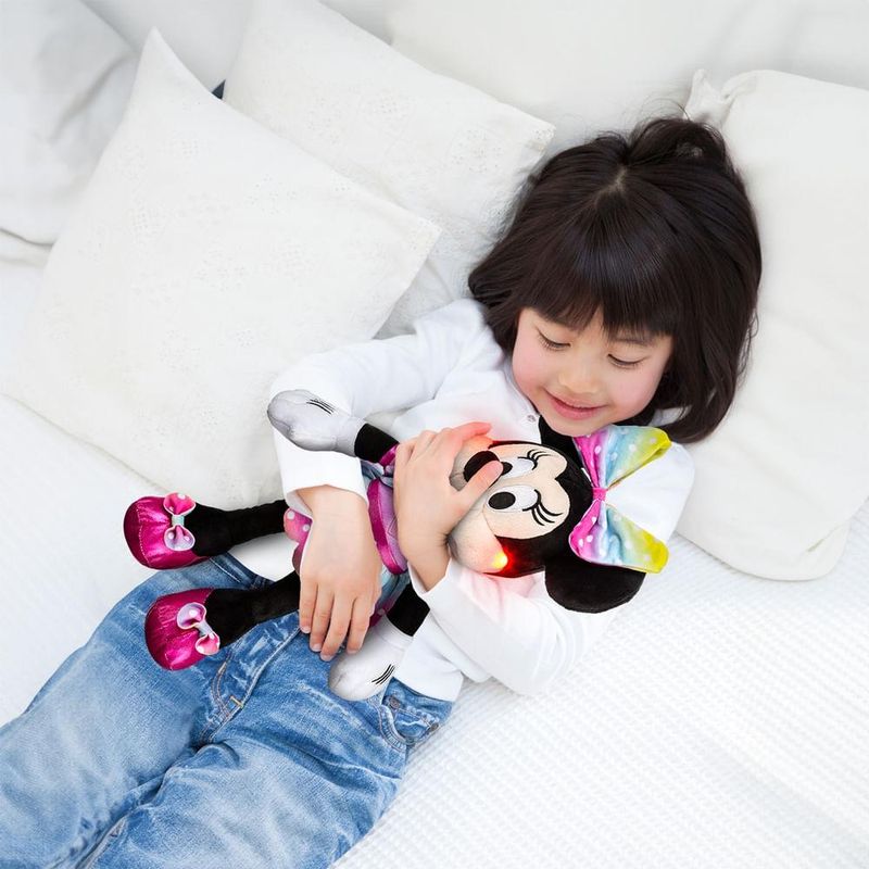 Minnie de pelúcia com mecanismo com luz e som 40cm multikids - br2196
