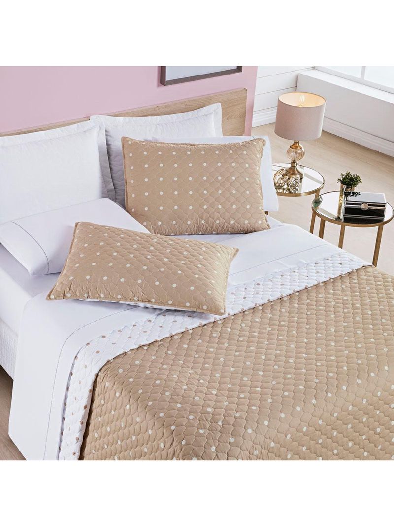 Kit cobre leito colcha meggy poá solteiro dupla face micropercal 200 fios 2 peças - bege