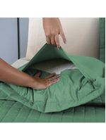 Kit cobre leito colcha bellini queen dupla face percal 300 fios textura matelassê 3 peças - verde