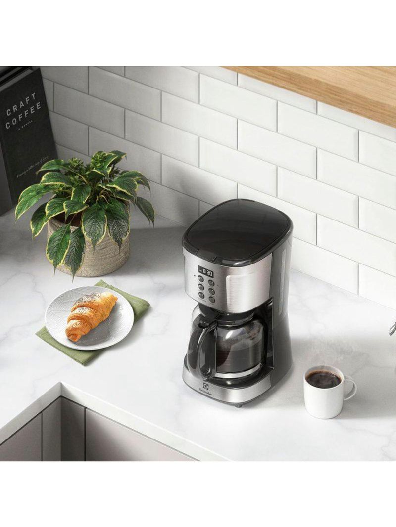 Cafeteira electrolux dig prog 30 cafés experience 1 5 l 127v 900 w