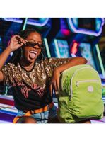 Mochila feminina colmeia neon amarela