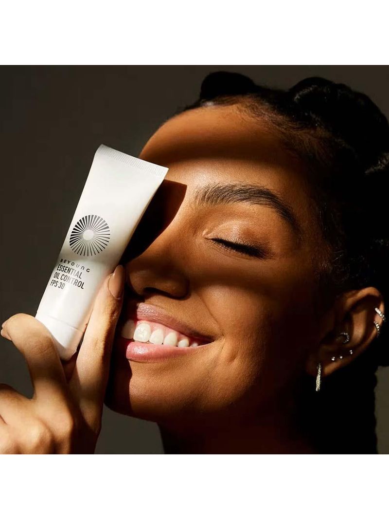Protetor solar facial beyoung - essential oil control fps30