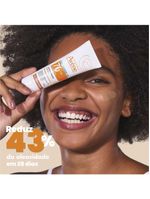 Protetor solar facial com cor antioleosidade avène cleanance uv fps70