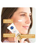 Protetor solar facial fluido nivea sun - spot control luminous 630 fps60