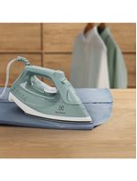 Ferro de passar a vapor e a seco electrolux experience care esi51 com powervapour, base glissium, spray de Água e vapor vertical – verde claro