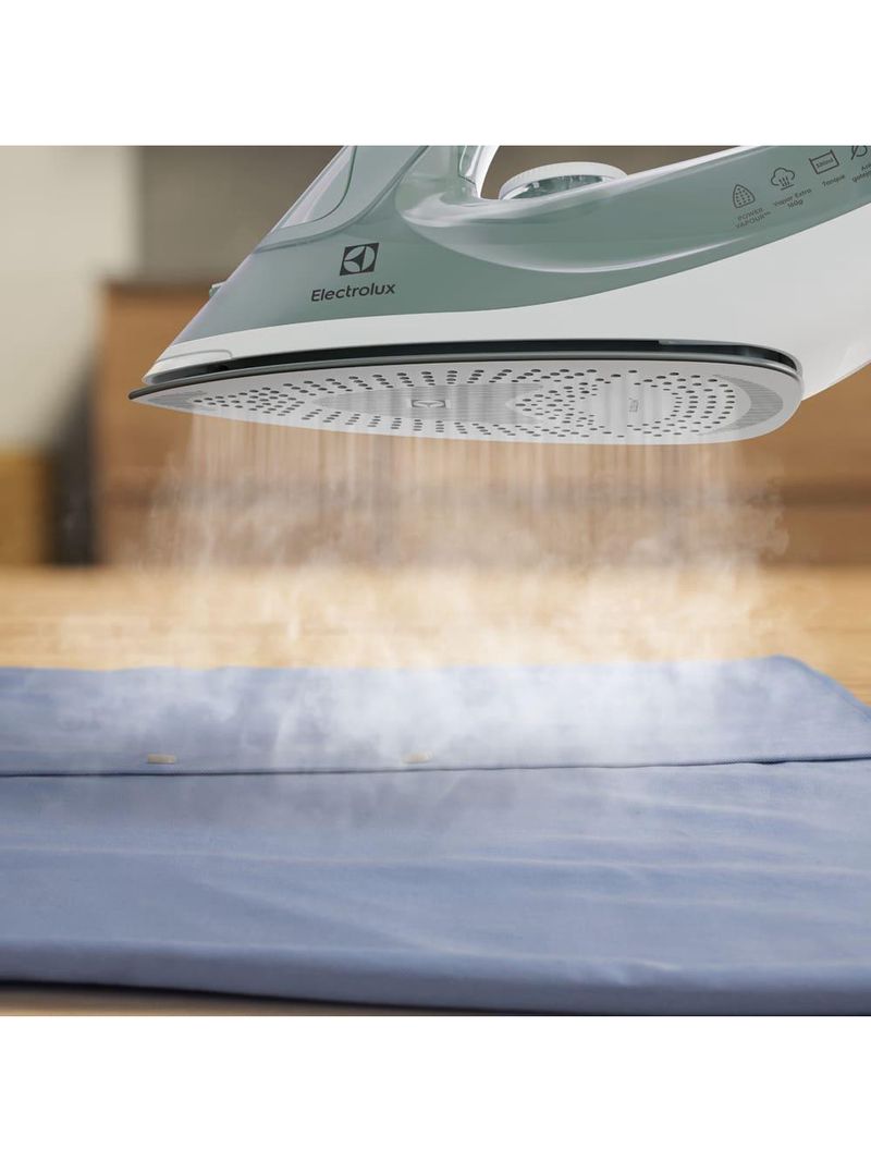 Ferro de passar a vapor e a seco electrolux experience care esi51 com powervapour, base glissium, spray de Água e vapor vertical – verde claro