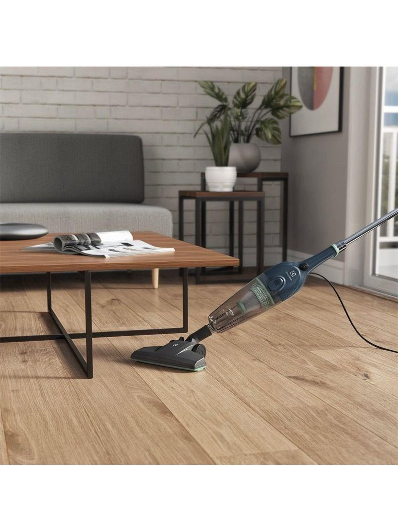 Aspirador de pó vertical 2 em 1 electrolux denim blue stk14 1300w azul