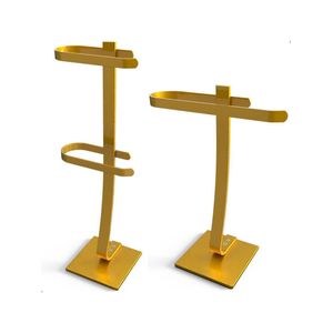 Porta Papel Higiênico De Chão E Toalha Lavabo Dourado.d