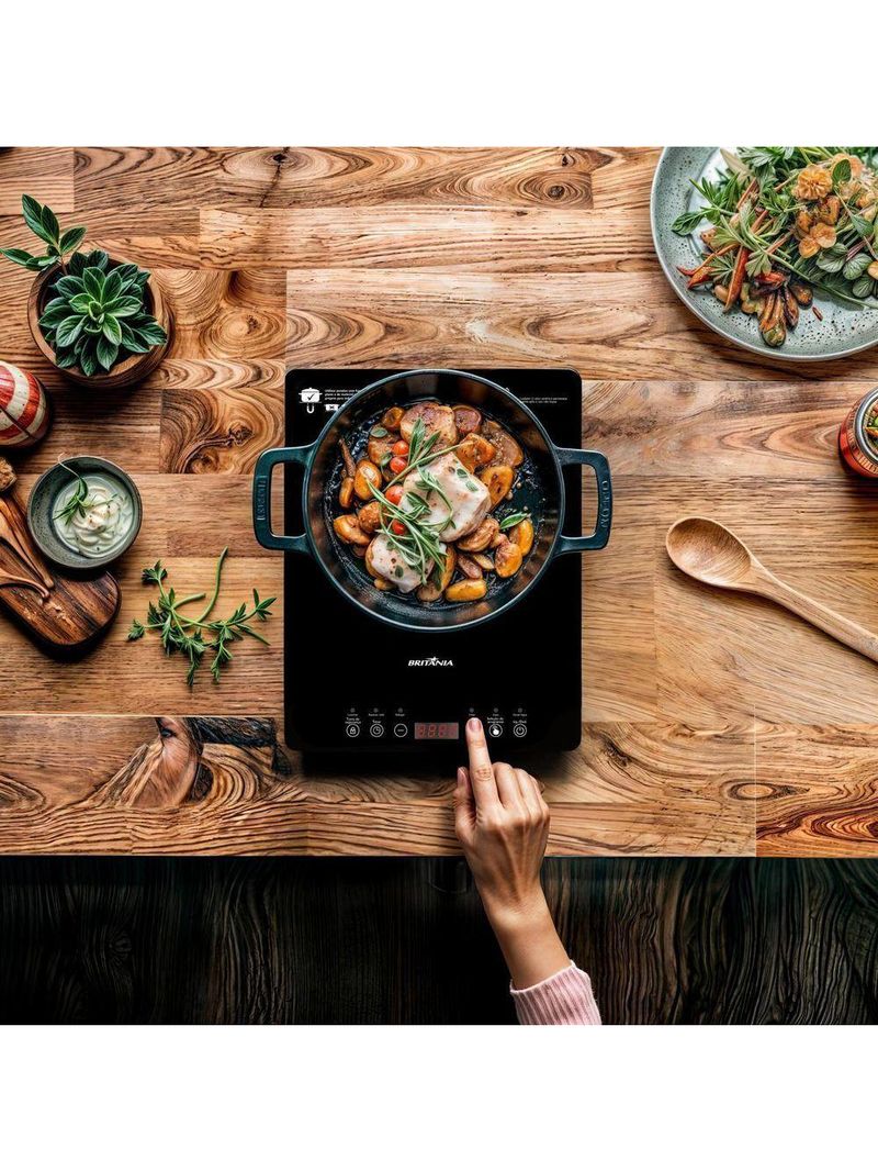 Cooktop de Indução Britânia Portátil Painel Touch BCTE10A 110V