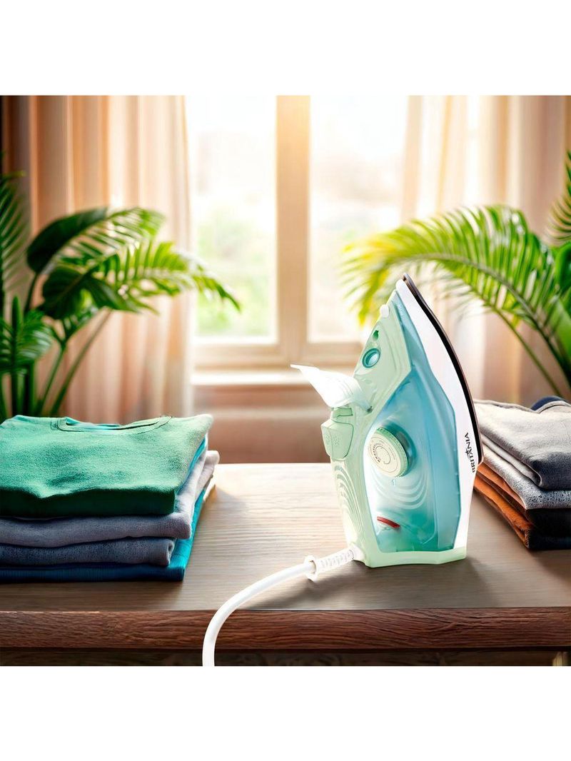 Ferro de Passar a Vapor Super Carbon Britânia BFV08 110V