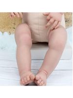 Bebe Reborn Menina Sorridente Corpo De Pano Macio Cabelo Implantado Fio A Fio