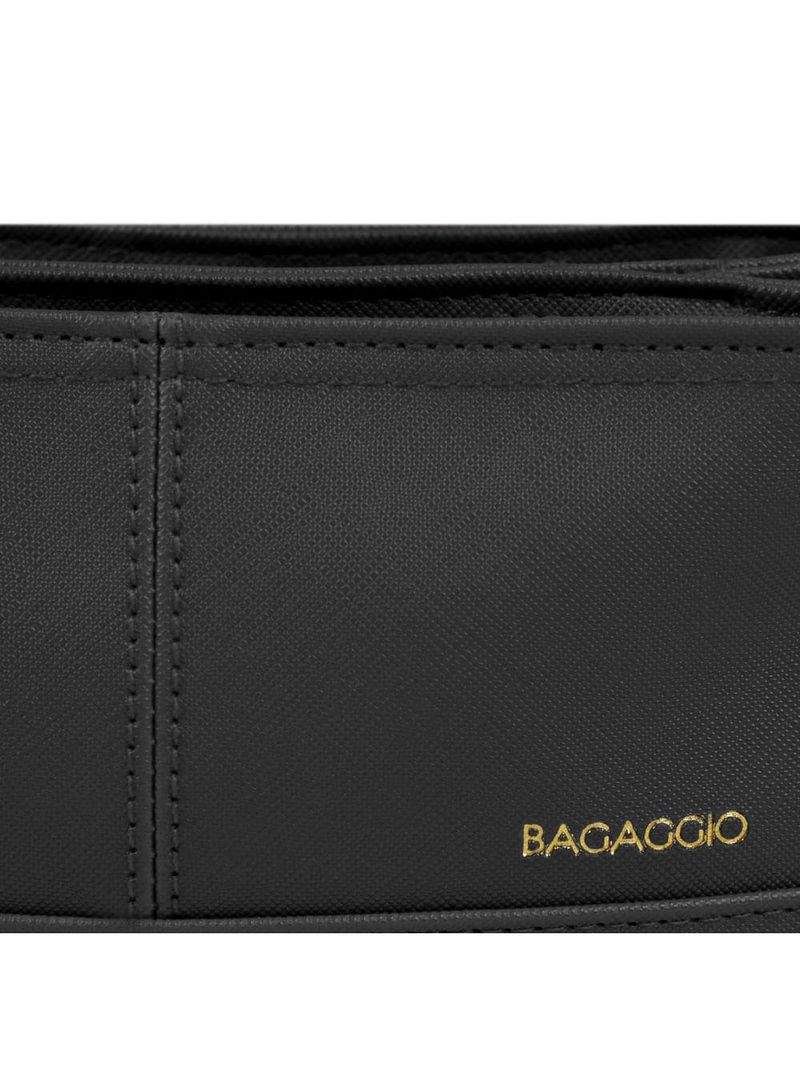 Nécessaire viagem feminina pequena recortes preta