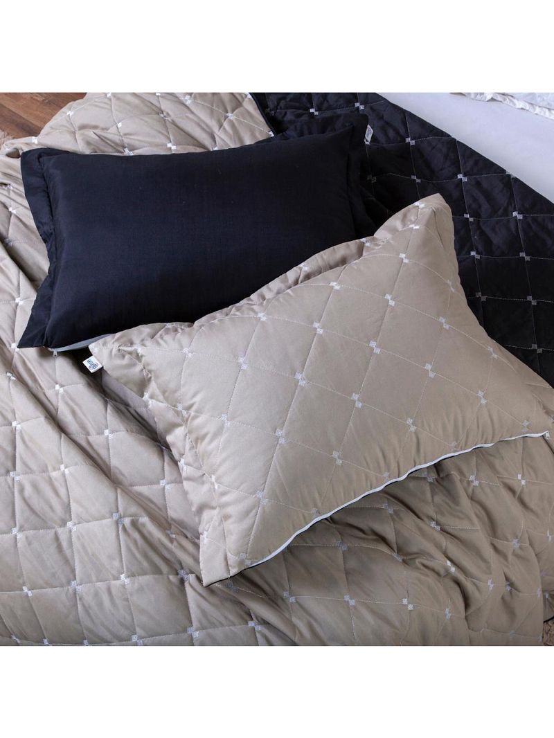 Kit Cobre Leito Dupla Face Casal Queen 3 Peças Bordado Essence Hipercal 400 Fios 100% Poliéster - Cáqui