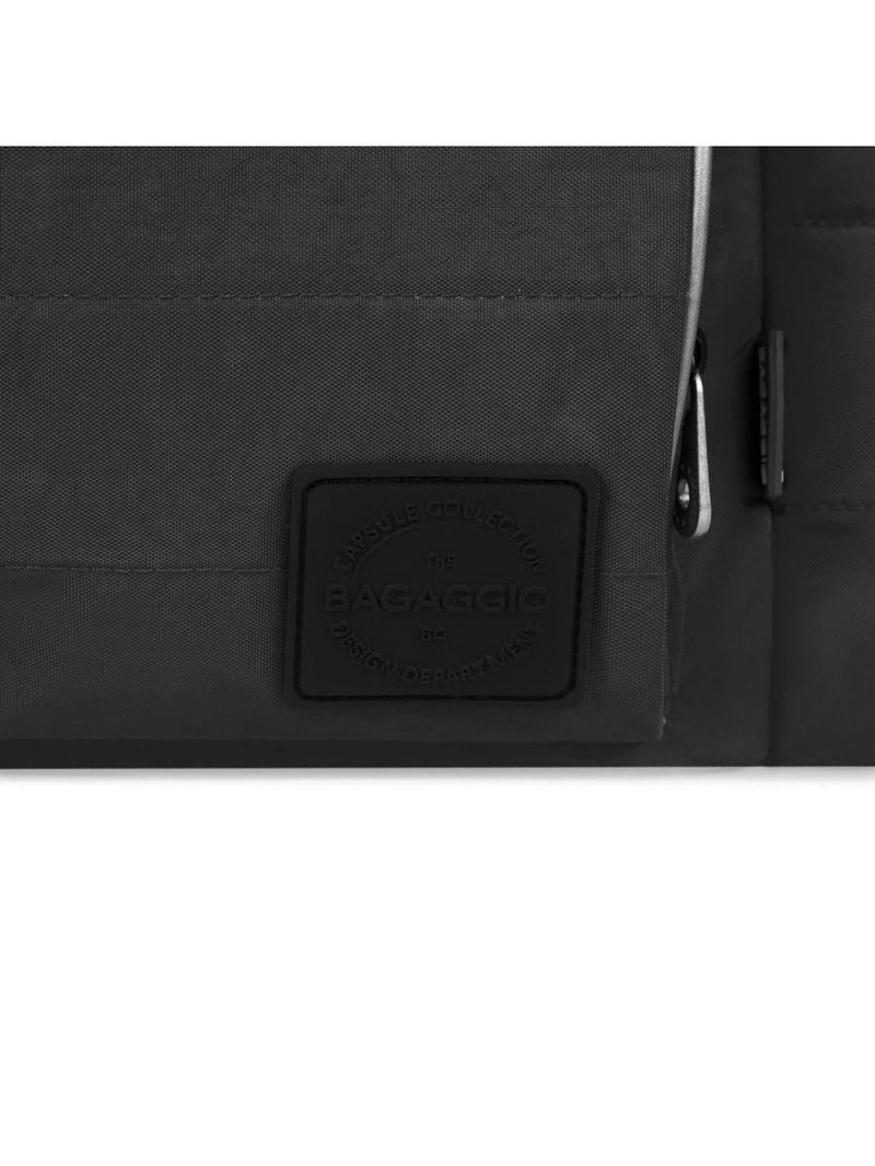 Bolsa de viagem color block bolso duplo frontal preta