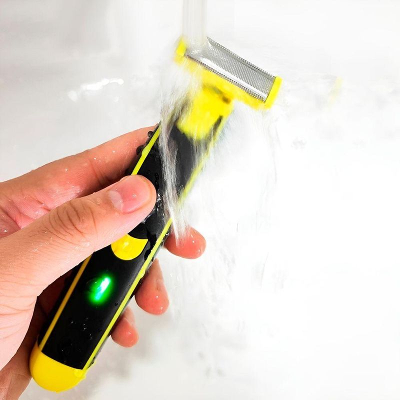 Aparador De Barba, Cabelo E Corpo Recarregável 5w Com 4 Pentes E Bateria De 2h