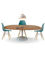 Mesa Saarinen Retangular Ovalada 160x90cm Em Freijo