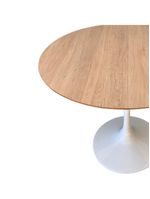 Mesa De Jantar Tulipa Saarinen Redonda 140cm Base Branca Tampo Jade