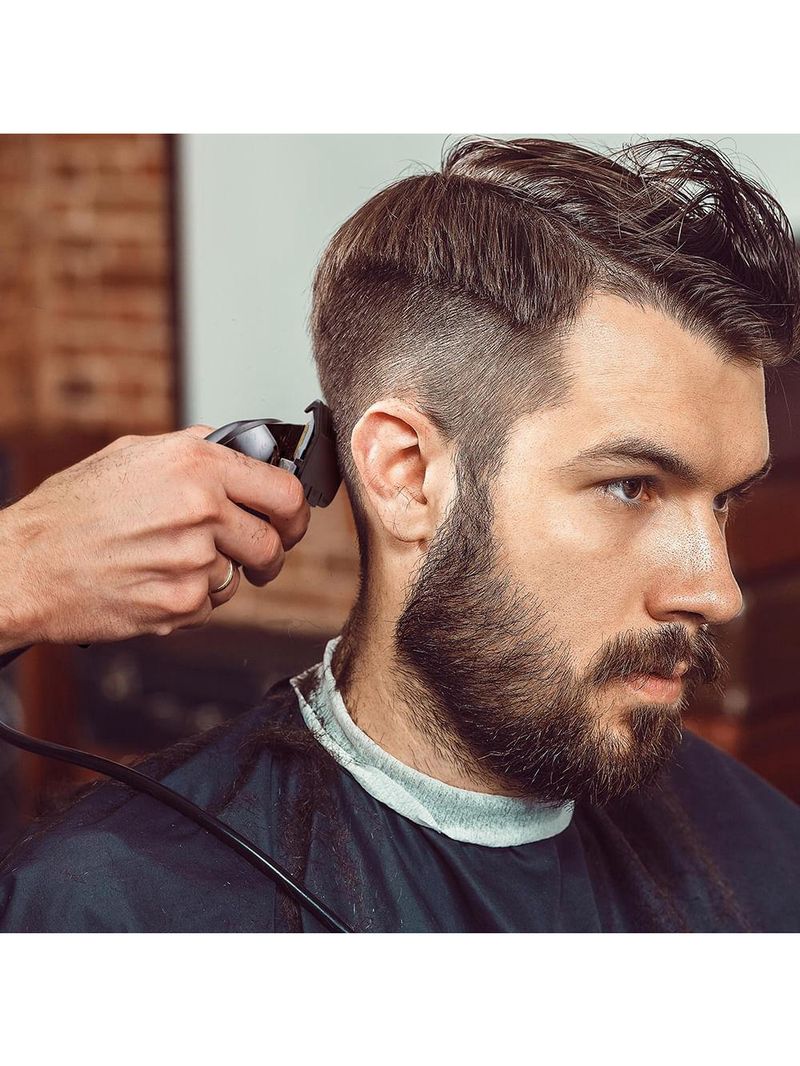 Cortador de cabelo profissional com lâmina titanium e acessórios 220v multi - eb037