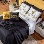 Kit Cobre Leito Colcha Queen Game Streamer Amarelo Dupla Face Com Almofadas Estampadas 07 Peças