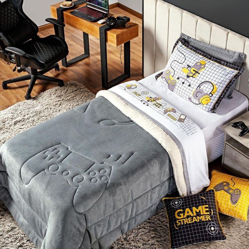 Kit Coberdrom Cobertor Solteiro Game Streamer Cinza Com Fronha Estampada 02 Peças - Dupla Face Sherpa E Mantinha
