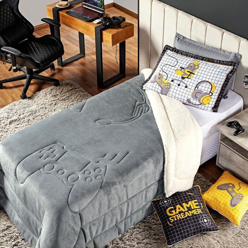 Kit Coberdrom Cobertor Solteiro Game Streamer Cinza Com Fronha Estampada 02 Peças - Dupla Face Sherpa E Mantinha