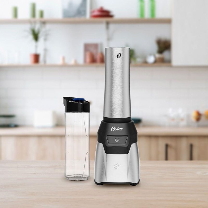 Kit Blender Power Inox e Panela de Pressão 5,7L Oster - 110V