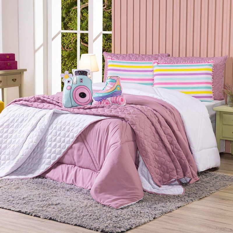 Kit Edredom Solteiro Menina Teen Rosa Com Almofadas Estampadas 05 Peças - Dupla Face Percal 300 Fios Cor Patins