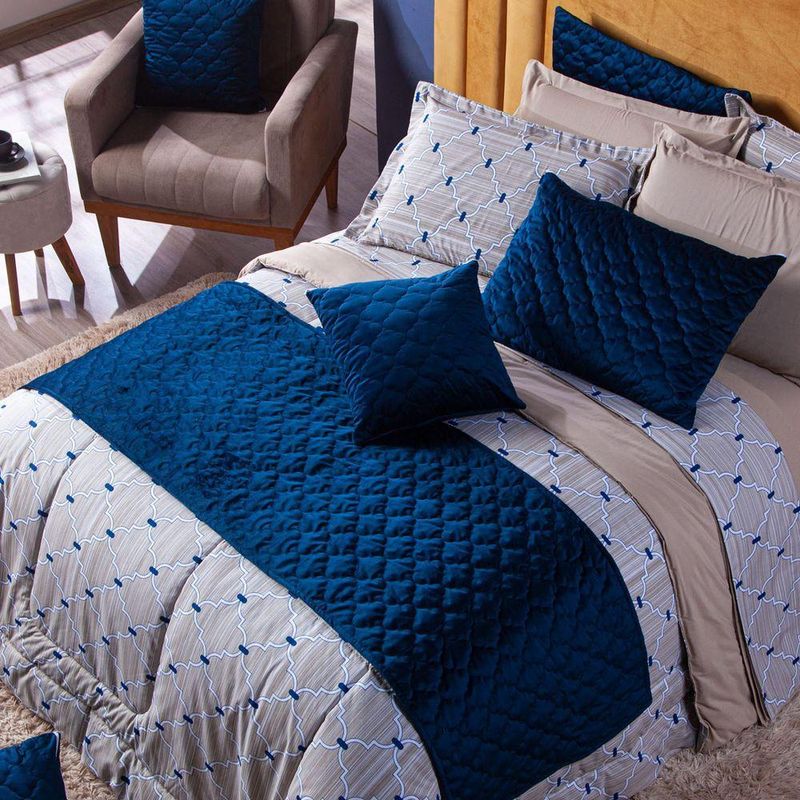 Kit De Peseira Para Cama Florence Azul Marinho Com Fronhas E Almofada 04 Peças - Tecido Veludo Macio Caminho De Cama