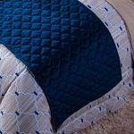 Kit De Peseira Para Cama Florence Azul Marinho Com Fronhas E Almofada 04 Peças - Tecido Veludo Macio Caminho De Cama