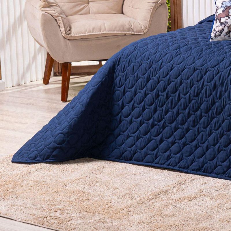Kit Cobre Leito Colcha Solteiro Country Com Almofadas Estampadas 05 Peças - Dupla Face Percal 300 Fios Matelado Cor Azul
