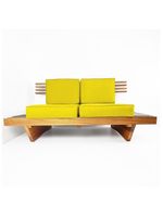 Sofá 2 Lugares Xangai Madeira Nobre Sala Moderna - Amarelo Amarelo